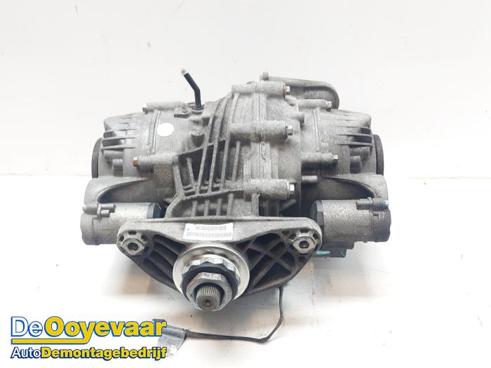 Gebruikte Cardanklok achter BMW X6 (E71/72) xDrive30d 3.0 24V Prijs € 499,99 Margeregeling aangeboden door Autodemontagebedrijf De Ooyevaar