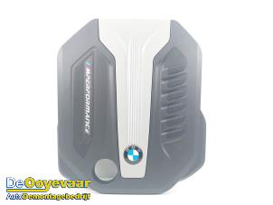 Gebruikte Afdekplaat motor BMW X7 M50d xDrive 3.0 24V Prijs € 149,99 Margeregeling aangeboden door Autodemontagebedrijf De Ooyevaar