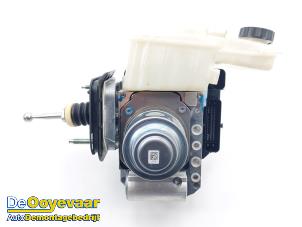 Gebruikte Rembooster BMW X7 M50d xDrive 3.0 24V Prijs € 579,99 Margeregeling aangeboden door Autodemontagebedrijf De Ooyevaar