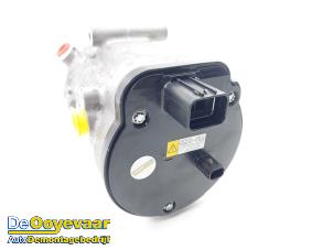 Gebruikte Aircopomp Lexus UX 250h 2.0 16V Prijs € 299,99 Margeregeling aangeboden door Autodemontagebedrijf De Ooyevaar