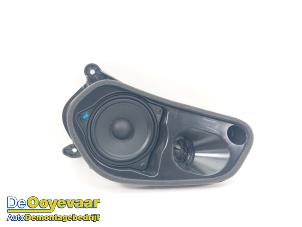 Gebruikte Luidspreker BMW X7 M50d xDrive 3.0 24V Prijs € 99,99 Margeregeling aangeboden door Autodemontagebedrijf De Ooyevaar