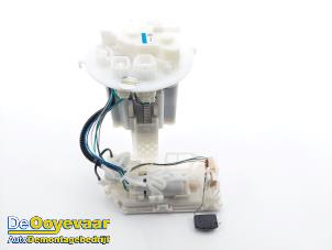 Gebruikte Tank element Pomp Lexus UX 250h 2.0 16V Prijs € 249,99 Margeregeling aangeboden door Autodemontagebedrijf De Ooyevaar