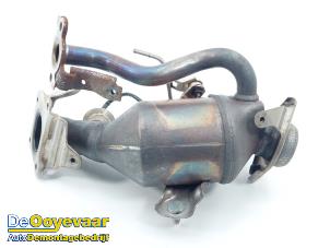 Gebruikte Katalysator Toyota Yaris IV (P21/PA1/PH1) 1.5 12V Hybrid 115 Prijs € 299,99 Margeregeling aangeboden door Autodemontagebedrijf De Ooyevaar