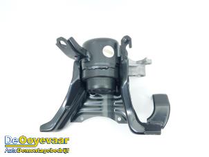 Gebruikte Motorsteun Lexus UX 250h 2.0 16V Prijs € 19,99 Margeregeling aangeboden door Autodemontagebedrijf De Ooyevaar