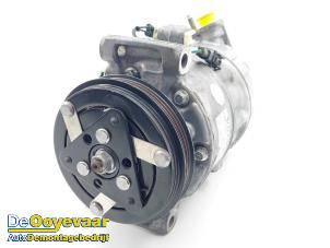 Gebruikte Aircopomp Volvo V60 I (FW/GW) 2.4 D5 20V Prijs € 189,99 Margeregeling aangeboden door Autodemontagebedrijf De Ooyevaar