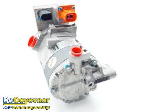 Gebruikte Aircopomp Volkswagen Tiguan (AD1) 1.4 TSI eHybrid 16V Prijs € 299,99 Margeregeling aangeboden door Autodemontagebedrijf De Ooyevaar