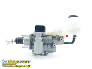 Gebruikte Rembol Toyota Corolla Touring Sport (E21/EH1) 1.8 16V Hybrid Prijs € 179,99 Margeregeling aangeboden door Autodemontagebedrijf De Ooyevaar