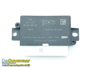 Gebruikte PDC Module Opel Combo Cargo 1.5 CDTI 130 Prijs € 25,00 Margeregeling aangeboden door Autodemontagebedrijf De Ooyevaar