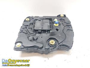 Gebruikte Adblue tank Citroen C4 Cactus (0B/0P) 1.6 Blue Hdi 100 Prijs € 449,99 Margeregeling aangeboden door Autodemontagebedrijf De Ooyevaar