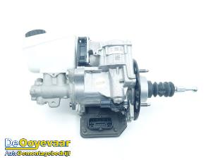 Gebruikte Rembooster Volkswagen Up! (121) e-Up! Prijs € 325,00 Margeregeling aangeboden door Autodemontagebedrijf De Ooyevaar