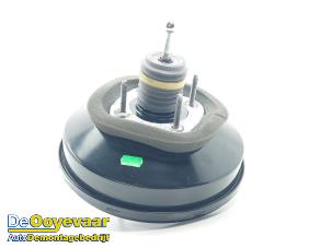 Gebruikte Rembooster Citroen C3 (SX/SW) 1.2 Vti 12V PureTech Prijs € 19,99 Margeregeling aangeboden door Autodemontagebedrijf De Ooyevaar