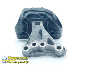 Gebruikte Motorrubber Citroen C3 (SX/SW) 1.2 Vti 12V PureTech Prijs € 9,99 Margeregeling aangeboden door Autodemontagebedrijf De Ooyevaar