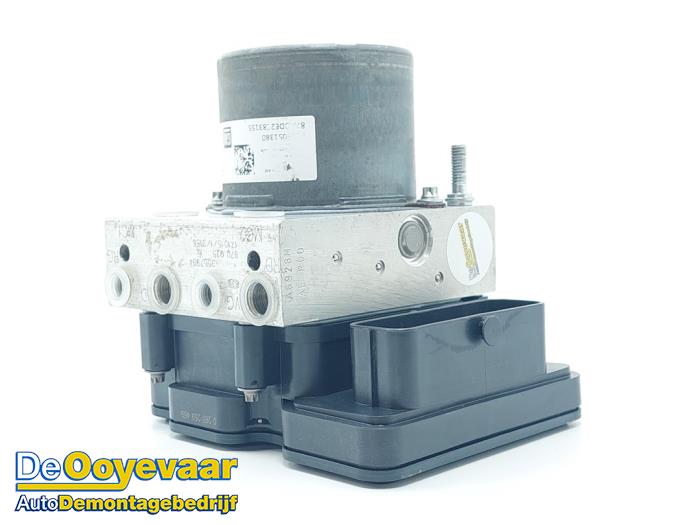 Gebruikte ABS Pomp Citroen C3 (SX/SW) 1.2 Vti 12V PureTech Prijs € 69,99 Margeregeling aangeboden door Autodemontagebedrijf De Ooyevaar