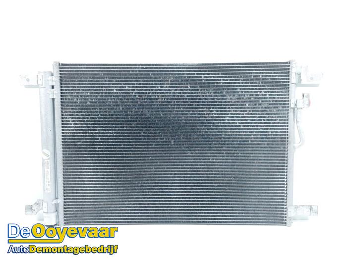Gebruikte Airco Condensor Volkswagen Golf VIII (CD1) 1.0 TSI 12V Prijs € 159,99 Margeregeling aangeboden door Autodemontagebedrijf De Ooyevaar