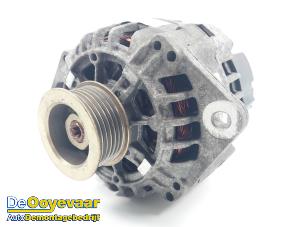 Gebruikte Dynamo Opel Movano (4A1; 4A2; 4B2; 4B3; 4C2; 4C3) 1.9 DTI Prijs € 75,00 Margeregeling aangeboden door Autodemontagebedrijf De Ooyevaar