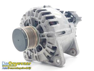 Gebruikte Alternator Renault Express 1.5 dCi 75 Prijs € 99,99 Margeregeling aangeboden door Autodemontagebedrijf De Ooyevaar