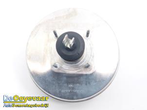 Gebruikte Rembooster Landrover Range Rover Evoque (LVJ/LVS) 2.0 16V Prijs € 69,99 Margeregeling aangeboden door Autodemontagebedrijf De Ooyevaar