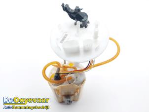 Gebruikte Tank element Pomp Landrover Range Rover Evoque (LVJ/LVS) 2.0 16V Prijs € 149,99 Margeregeling aangeboden door Autodemontagebedrijf De Ooyevaar