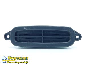 Gebruikte Verlichtings Module BMW 3 serie (F30) 320i 2.0 16V Prijs € 149,99 Margeregeling aangeboden door Autodemontagebedrijf De Ooyevaar