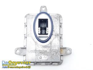 Gebruikte Xenon module BMW 3 serie (F30) 320i 2.0 16V Prijs € 59,99 Margeregeling aangeboden door Autodemontagebedrijf De Ooyevaar