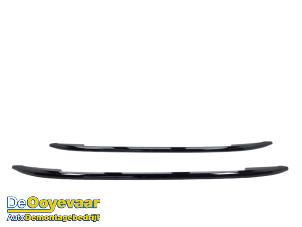 Gebruikte Dakrail set Cupra Formentor 2.0 TSI 16V 4Drive Prijs € 249,99 Margeregeling aangeboden door Autodemontagebedrijf De Ooyevaar