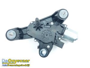 Gebruikte Ruitenwissermotor achter Peugeot 208 II (UB/UH/UP) 1.2 Vti 12V PureTech 75 Prijs € 9,99 Margeregeling aangeboden door Autodemontagebedrijf De Ooyevaar