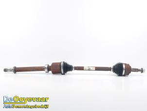 Gebruikte Homokineetas rechts-voor Renault Kangoo Express (RFK) E-Tech 44 kWh Prijs € 199,99 Margeregeling aangeboden door Autodemontagebedrijf De Ooyevaar