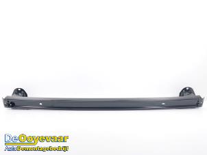 Gebruikte Bumperbalk achter Renault Kangoo Express (RFK) E-Tech 44 kWh Prijs € 99,99 Margeregeling aangeboden door Autodemontagebedrijf De Ooyevaar