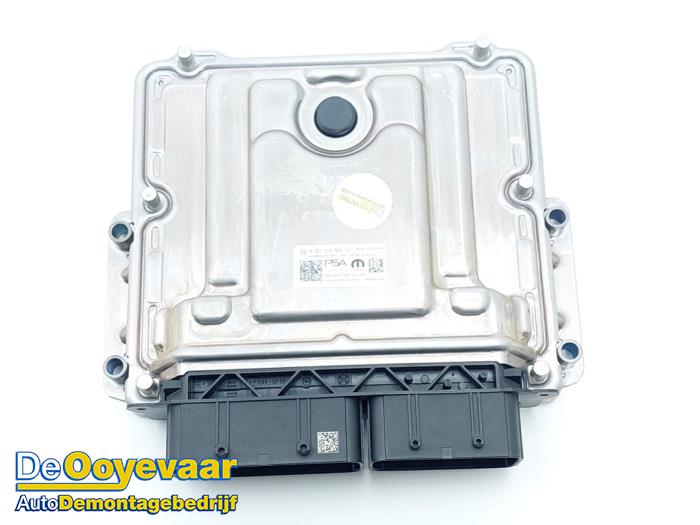 Gebruikte Computer Motormanagement Peugeot 3008 III 1.2 12V Hybrid 136 Prijs € 399,99 Margeregeling aangeboden door Autodemontagebedrijf De Ooyevaar