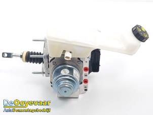 Gebruikte Rembooster Ford Kuga III (DFK) 2.5 PHEV 16V Prijs € 579,99 Margeregeling aangeboden door Autodemontagebedrijf De Ooyevaar