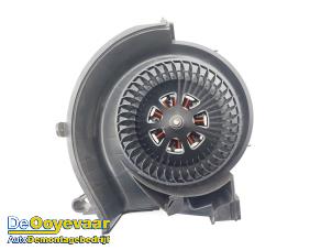 Gebruikte Blower BMW X3 (G01) xDrive 20i 2.0 TwinPower Turbo 16V Prijs € 59,99 Margeregeling aangeboden door Autodemontagebedrijf De Ooyevaar