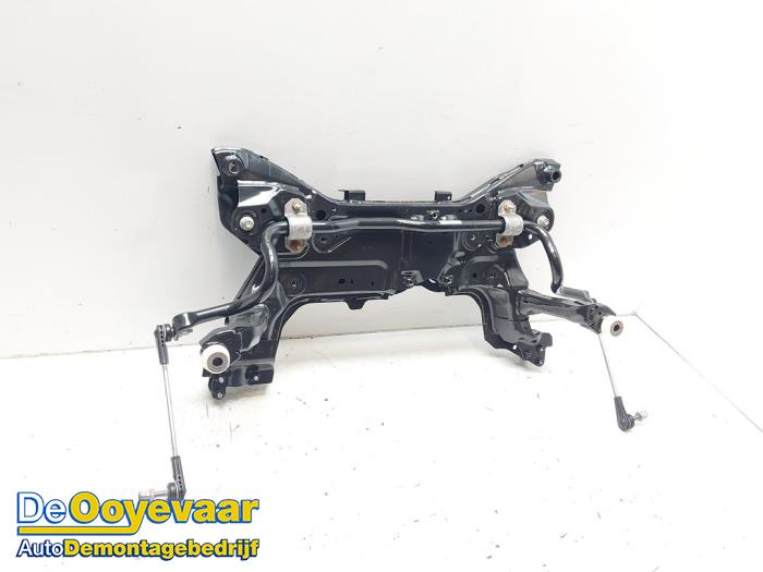 Subframe van een Ford Kuga III (DFK) 2.5 PHEV 16V 2021