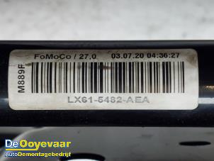 Subframe van een Ford Kuga III (DFK) 2.5 PHEV 16V 2021
