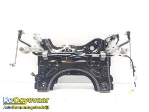Gebruikte Subframe Peugeot 3008 III 1.2 12V Hybrid 136 Prijs € 375,00 Margeregeling aangeboden door Autodemontagebedrijf De Ooyevaar