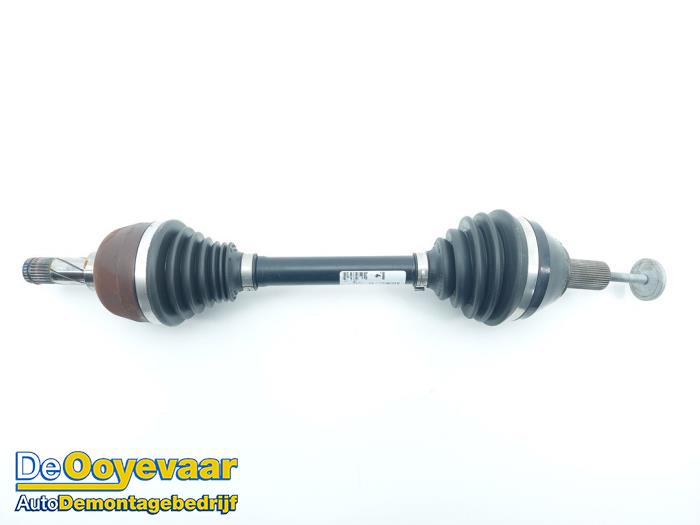 Gebruikte Aandrijfas links-voor Volvo V60 I (FW/GW) 2.0 D3 20V Prijs € 29,99 Margeregeling aangeboden door Autodemontagebedrijf De Ooyevaar