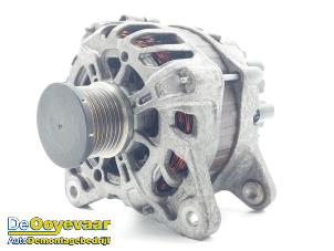 Gebruikte Dynamo Renault Clio IV Estate/Grandtour (7R) 0.9 Energy TCE 90 12V Prijs € 29,99 Margeregeling aangeboden door Autodemontagebedrijf De Ooyevaar