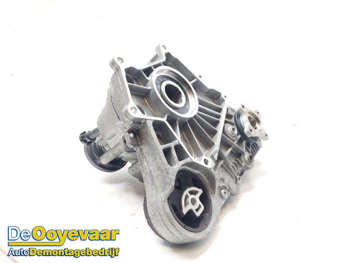 Tussenbak 4x4 van een Jaguar F-Pace 2.0 D 180 16V AWD 2018