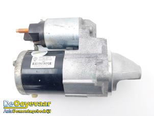 Gebruikte Startmotor Renault Twingo III (AH) 1.0 SCe 75 12V Prijs € 39,99 Margeregeling aangeboden door Autodemontagebedrijf De Ooyevaar