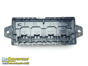 Gebruikte AAC Unit Computerkachel MG ZS EV Prijs € 99,99 Margeregeling aangeboden door Autodemontagebedrijf De Ooyevaar