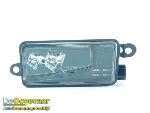 Gebruikte Instapverlichting Dodge 1500 Crew Cab (DS) 5.7 Hemi V8 4x4 Prijs € 15,00 Margeregeling aangeboden door Autodemontagebedrijf De Ooyevaar