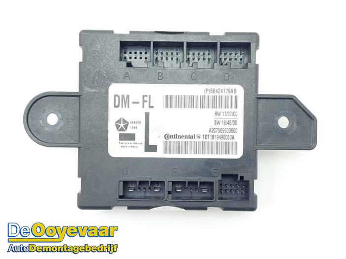 Gebruikte Module Centrale Deurvergrendeling Dodge 1500 Crew Cab (DS) 5.7 Hemi V8 4x4 Prijs € 79,99 Margeregeling aangeboden door Autodemontagebedrijf De Ooyevaar