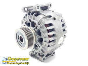 Gebruikte Dynamo Audi RS Q3 (F3B) 2.5 TFSI 20V Quattro Prijs € 279,99 Margeregeling aangeboden door Autodemontagebedrijf De Ooyevaar