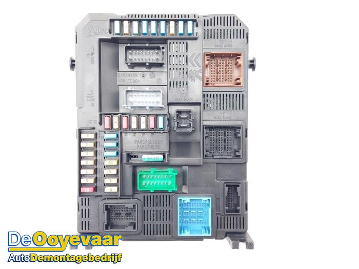 Computer Body Control van een Peugeot 208 I (CA/CC/CK/CL) 1.2 Vti 12V PureTech 2018