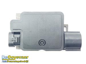 Gebruikte Koelvin module Jaguar F-Pace 2.0 D 180 16V AWD Prijs € 49,99 Margeregeling aangeboden door Autodemontagebedrijf De Ooyevaar