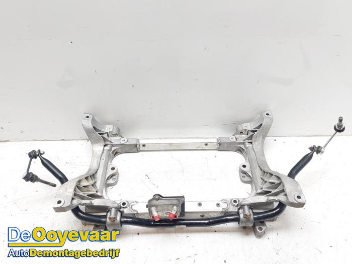 Gebruikte Subframe Maserati Ghibli III 3.0 S Q4 Biturbo V6 24V Prijs € 499,99 Margeregeling aangeboden door Autodemontagebedrijf De Ooyevaar