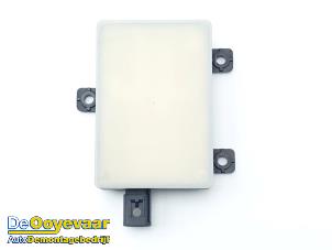 Gebruikte Dode hoek sensor Jaguar F-Pace 2.0 D 180 16V AWD Prijs € 79,99 Margeregeling aangeboden door Autodemontagebedrijf De Ooyevaar