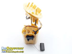 Gebruikte Brandstofpomp Elektrisch Jaguar F-Pace 2.0 D 180 16V AWD Prijs € 149,99 Margeregeling aangeboden door Autodemontagebedrijf De Ooyevaar