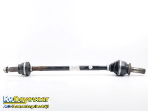 Gebruikte Aandrijfas rechts-achter Jaguar F-Pace 2.0 D 180 16V AWD Prijs € 149,99 Margeregeling aangeboden door Autodemontagebedrijf De Ooyevaar