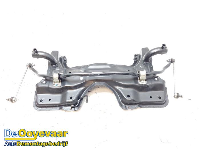 Subframe van een Opel Combo 1.3 CDTI 16V 2018