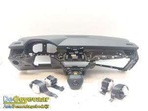 Gebruikte Airbag set + dashboard Skoda Kamiq 1.0 TSI 12V Prijs € 1.099,99 Margeregeling aangeboden door Autodemontagebedrijf De Ooyevaar